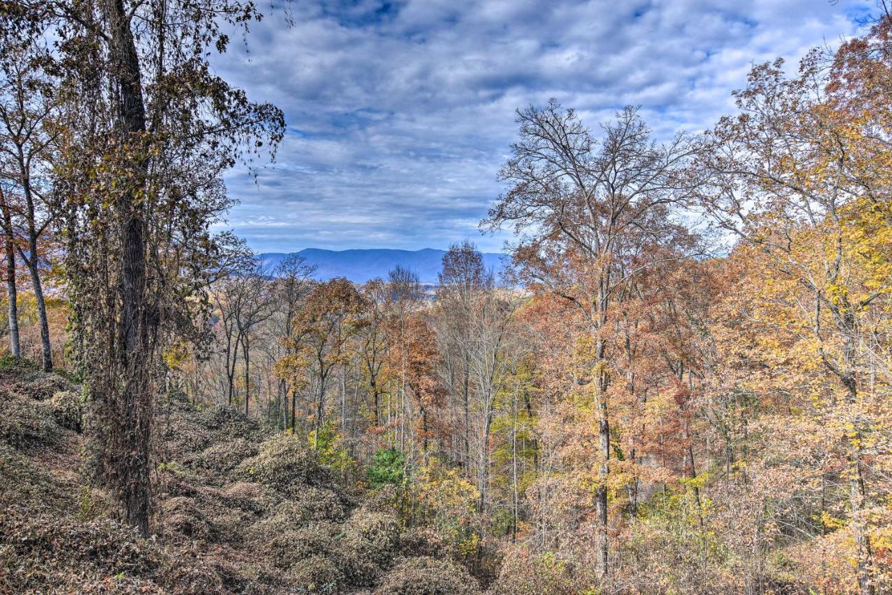 Cozy Cabin With Hot Tub And Smoky Mountain Views! Villa Bryson City Exterior photo